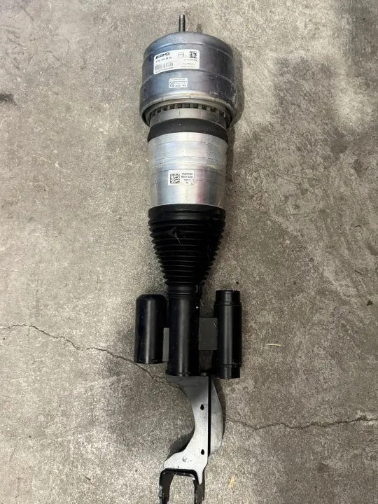 Amortecedor Airmatic Esquerdo Mercedes GLC 63S AMG A2533200801 image 2