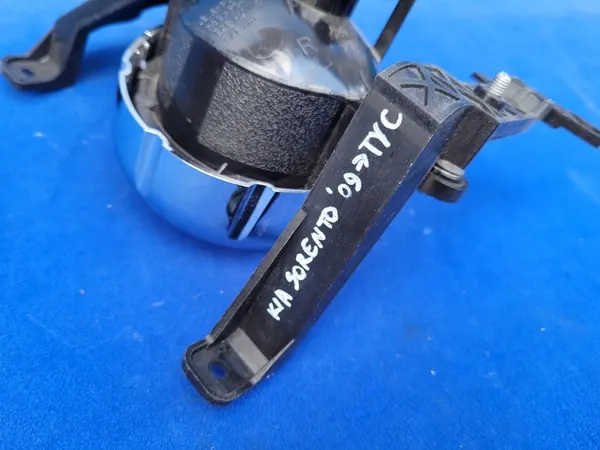 KIA SORENTO 2009-2012 FAROL DIREITO 922022P000 image 9