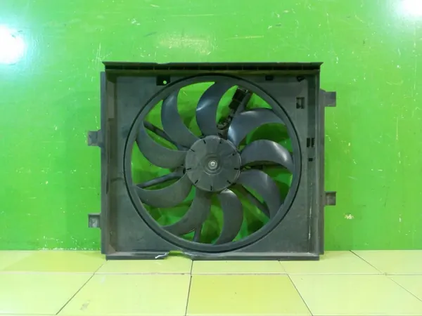 Nissan Juke F15 1.2 Ventilador 214813ZU0B image 3