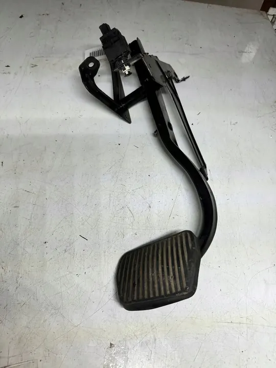 Koppelingpedaal Volvo S80 1999-2003 KLG933 image 7