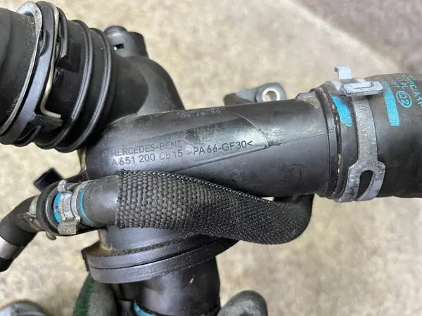 Vesijohtopumpun Kokoonpano Mercedes W204 2.2 CDI image 9