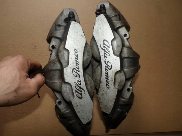 Brembo Bremsen Sättel Vorne Alfa Romeo Stelvio Giulia image 3