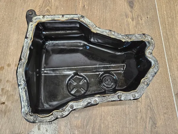 Cárter de aceite Ford C-Max MK2 2.0 TDCI OEM 9681842080 image 4