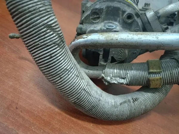 Compressore aria condizionata Opel 90559855 image 2