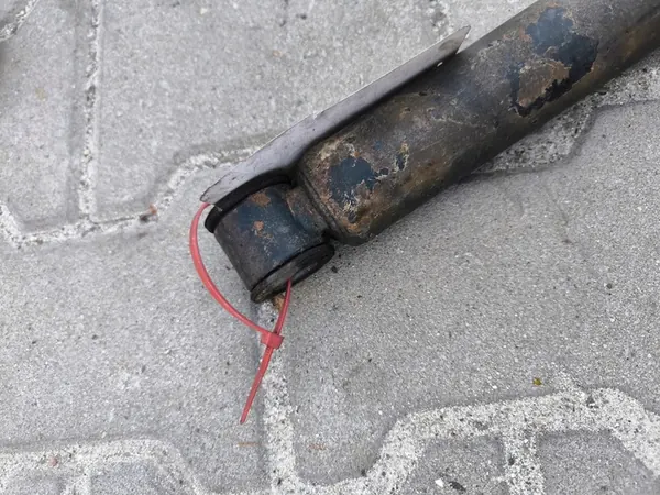 Bakre stötdämpare Mercedes Sprinter 906 Crafter a9063261300 image 4