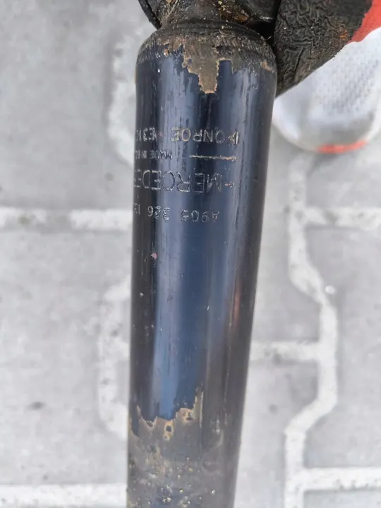 Bakre stötdämpare Mercedes Sprinter 906 Crafter a9063261300 image 6