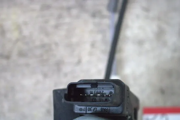 Mecanismo de janela dianteira direita Renault Megane II OEM 8200325135 image 2