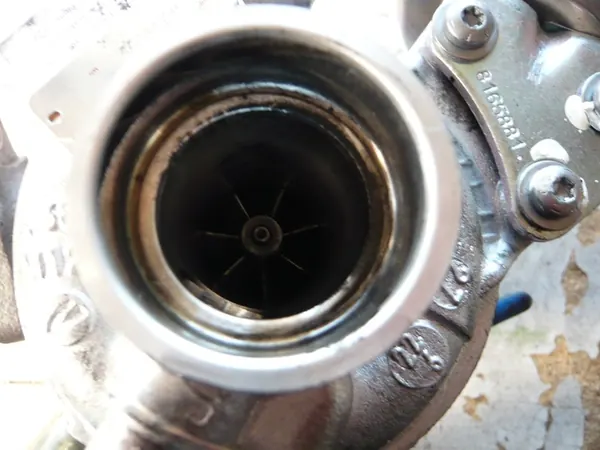 Turbocompresor Garrett 822088-5009S image 3