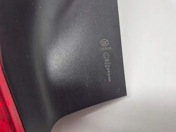 MERCEDES GLA W156 Luz Trasera Izquierda LED OEM image 2