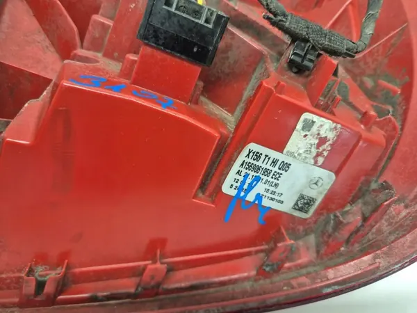 MERCEDES GLA W156 Luz Trasera Izquierda LED OEM image 6