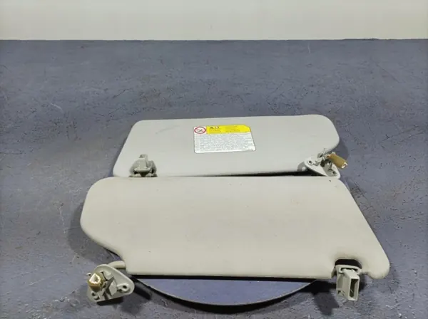 Mitsubishi OE Solskydd OEM 7620A636 Begagnad image 4