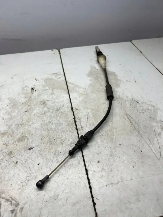 Câble d'accélérateur Mercedes Classe E W210 OEM A2103002330 image 2