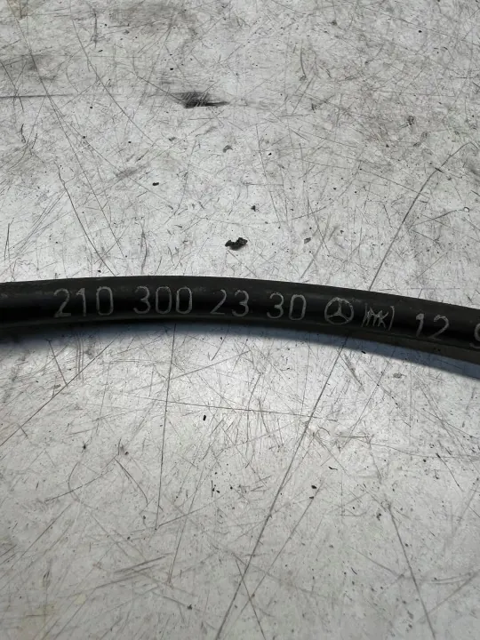Câble d'accélérateur Mercedes Classe E W210 OEM A2103002330 image 3
