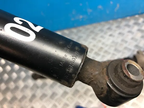 Ammortizzatori posteriori MERCEDES W204 2.2 CDI OM651 Kombi image 3