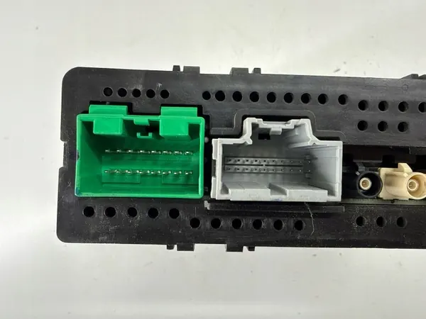 Chevrolet Camaro 2017 Audio-Verstärker OEM 84102334 image 7
