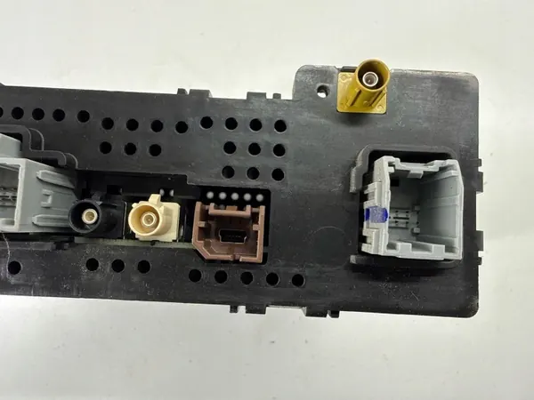 Chevrolet Camaro 2017 Audio-Verstärker OEM 84102334 image 8