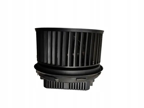 Blower Fan Heater Volvo V50 2.0 D 136HP Used image 2