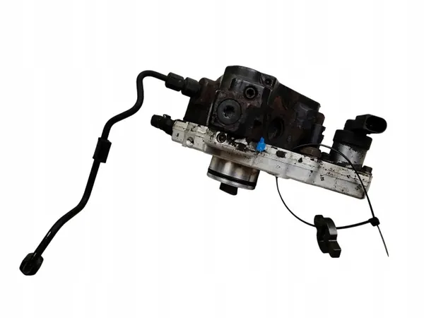 Mercedes insprutningspump OEM A6460700101 image 4