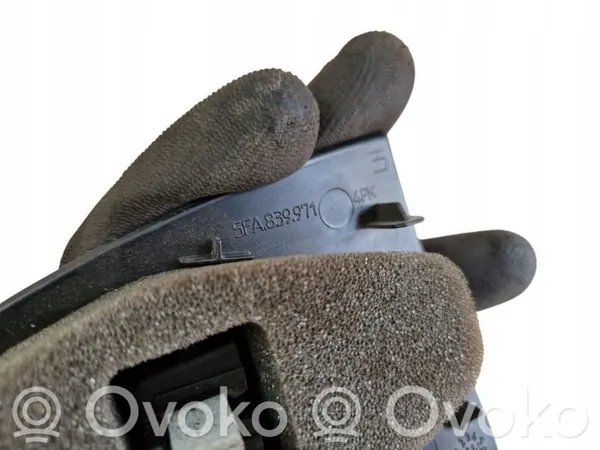 Cupra Leon Hecktür Fensterdichtung OEM 5FA839971 image 7