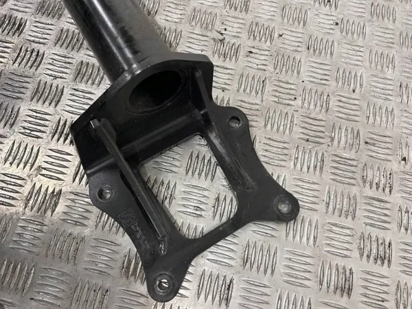 Jeu de crochet de remorque Tesla Model X OEM 102758100F image 8