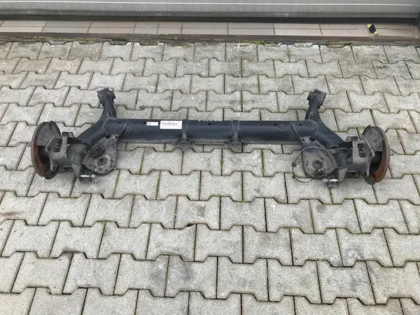 Viga suspensión trasera OEM H1BC-CE para Ford Fiesta MK8 image 2