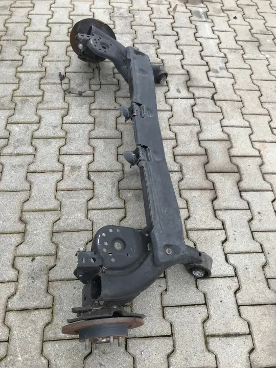 Viga suspensión trasera OEM H1BC-CE para Ford Fiesta MK8 image 10