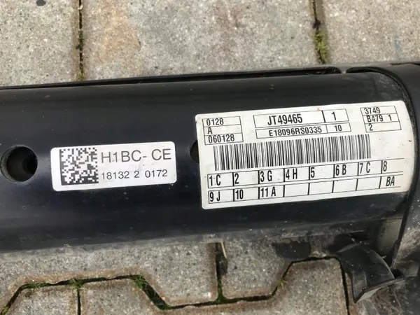 Viga suspensión trasera OEM H1BC-CE para Ford Fiesta MK8 image 8