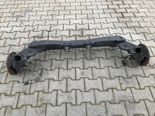 Viga suspensión trasera OEM H1BC-CE para Ford Fiesta MK8 image 9