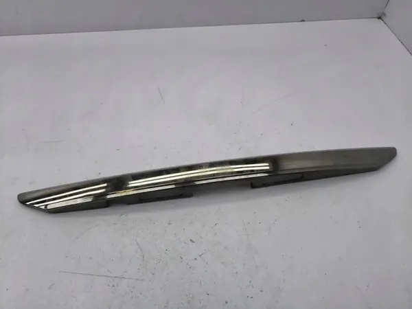 Renault Clio V 2023 Tapacubo maletero OEM 7680152350 image 2