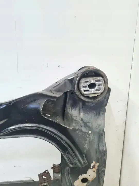 Etujarrupalat OEM 4E0399313C Audi 4.0L Diesel-malleille image 4