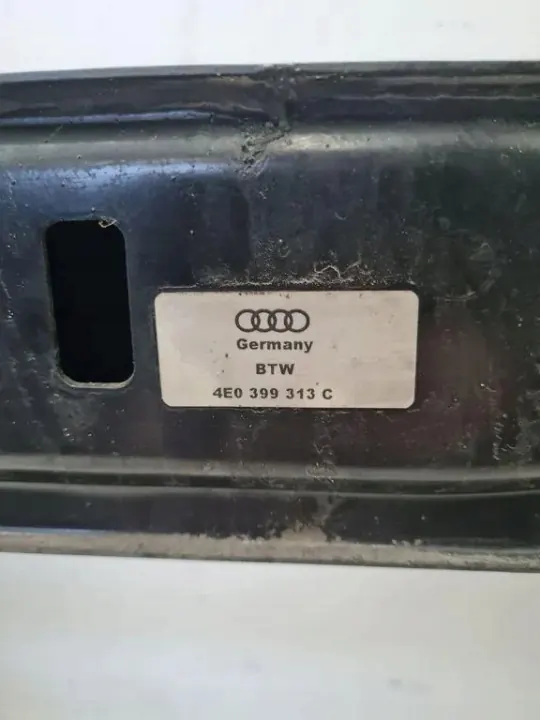 Etujarrupalat OEM 4E0399313C Audi 4.0L Diesel-malleille image 5