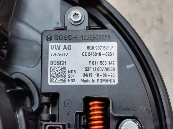 Skoda Octavia III Ilmapuhallin OEM 5WB819015 image 4