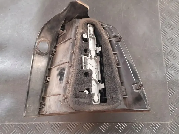 Opel Zafira B Lámpara Trasera Izquierda 93190792 image 5