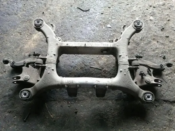 Hinterfedern BMW 7 F01/F02 OEM 6784350 image 2