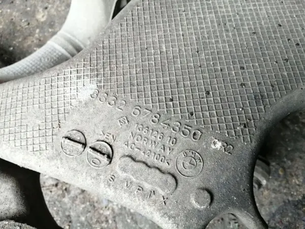 Hinterfedern BMW 7 F01/F02 OEM 6784350 image 3