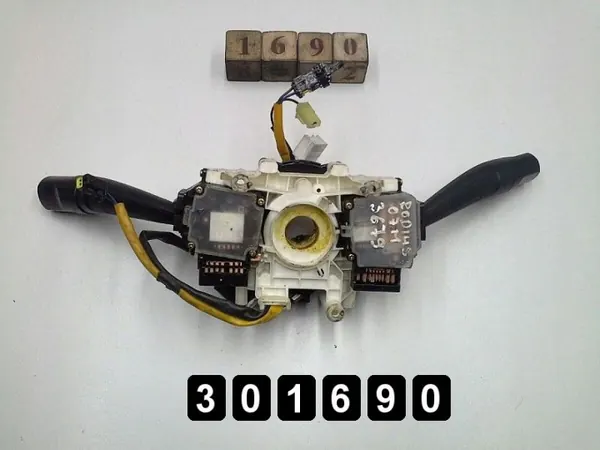 Interruptor SsangYong Rodius OEM AM-301690 - Usado image 2