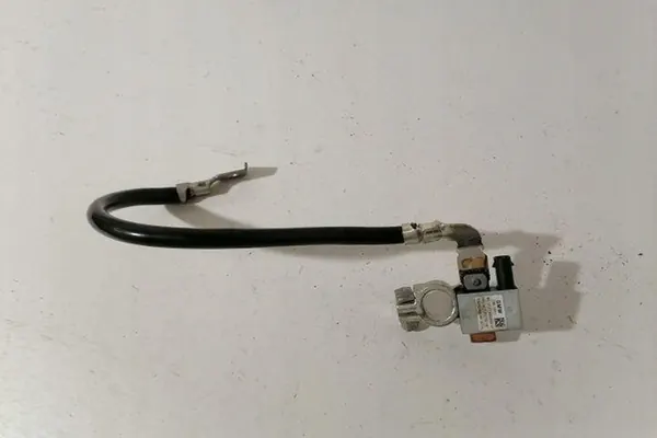 Klema minusowa BMW 3 TOURING 2014 image 2