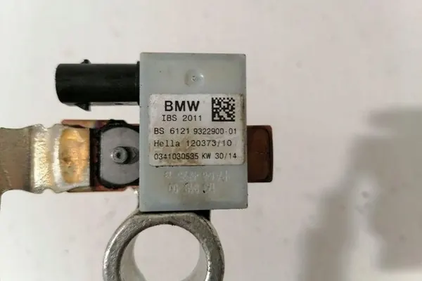 Klema minusowa BMW 3 TOURING 2014 image 4