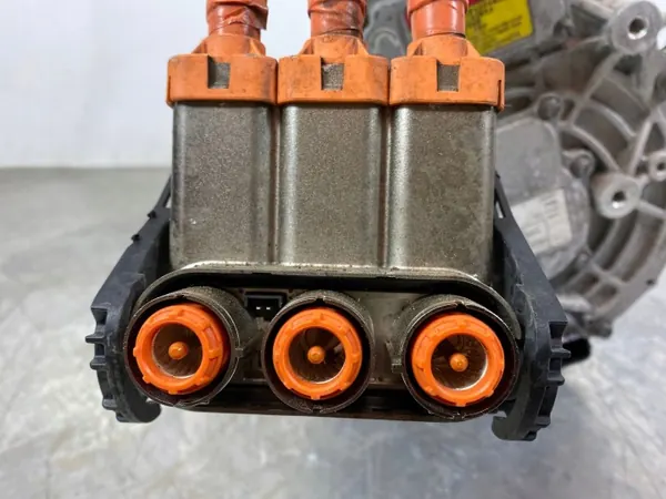 Motor elétrico MG ZS OEM TZ204XS1481 - Usado image 6