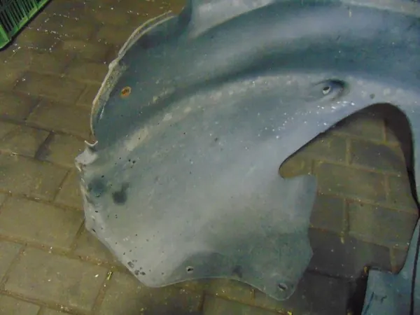 Front Right Wheel Arch VW Touareg 5.0 V10 TDI image 3