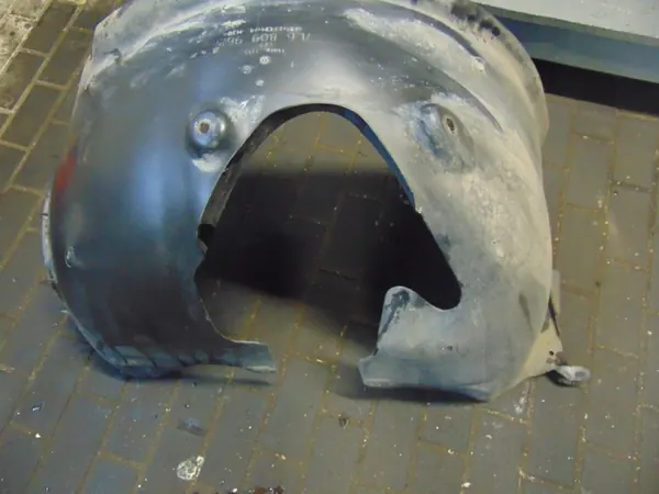 Front Right Wheel Arch VW Touareg 5.0 V10 TDI image 4