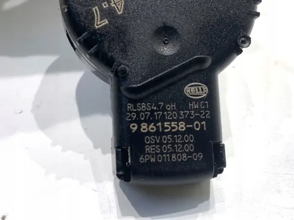 BMW F34 Sadeanturi OEM 9861558 - Käytetty image 4