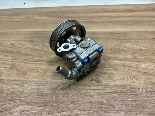 Bomba de direção assistida VW T5 T6 image 4