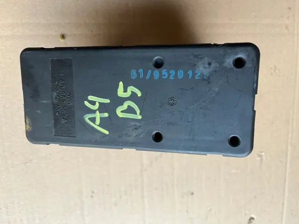 Pompe de verrouillage central OEM 4A0862257A Audi A4 B5 image 2