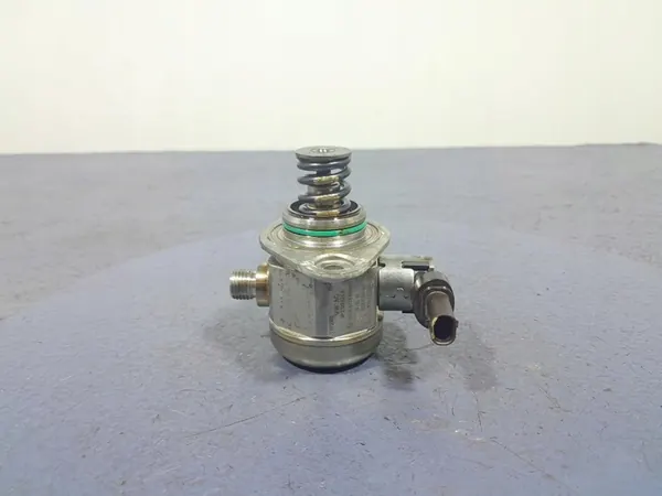 Kraftstoffpumpe Porsche Cayenne Turbo III 4.0 0P2127026A image 2