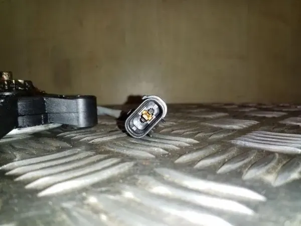 Raammotor OEM 037153030 rechter achterdeur image 3