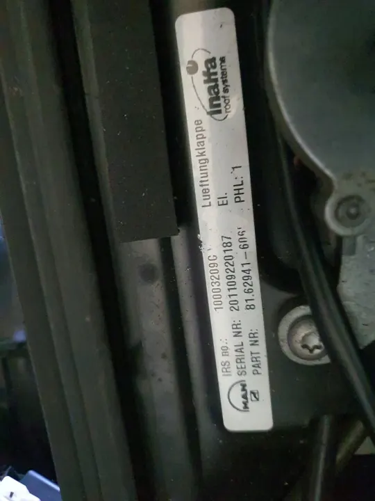 Teto solar usado OEM 8162941 para MAN TGX image 2