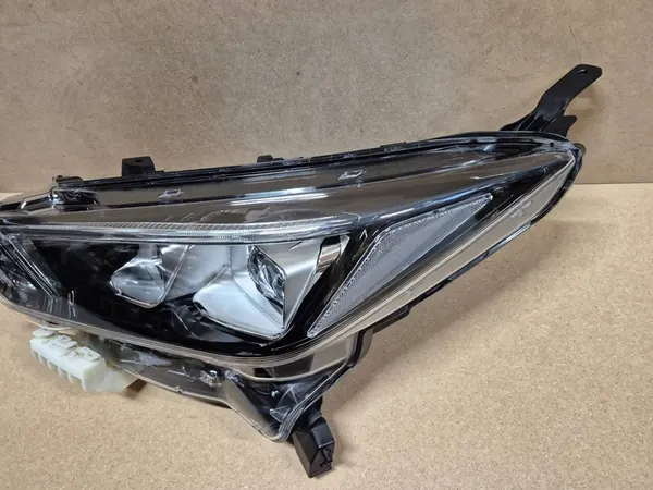 Faros delanteros izquierdo Nissan Leaf II LED Europa 260605SH5A image 4