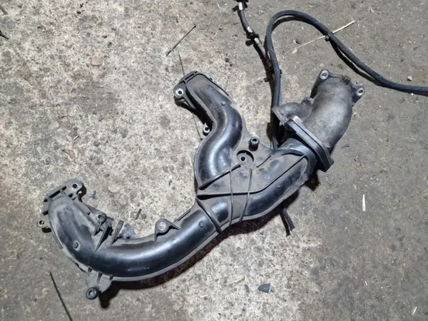 Coletor admissão VW OEM 059145762B Touareg 3.0L image 2