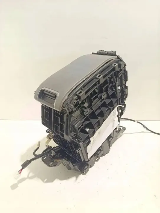 Accoudoir Toyota OEM 58811YY010 - État Utilisé image 3